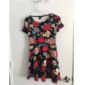 Floral Open-back Cocktail Dress